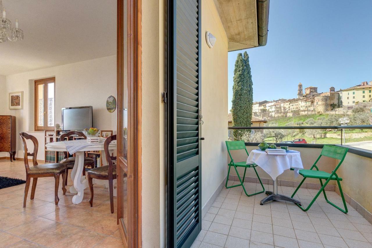 Finestra Su Lucignano Exterior foto